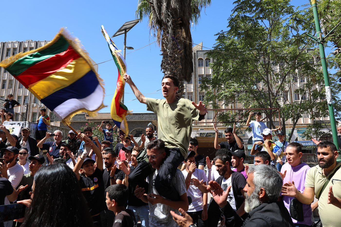 Druze seek Sweida autonomy and turn toward Israel, adding new twist to Syria's tensions | iNFOnews.ca
