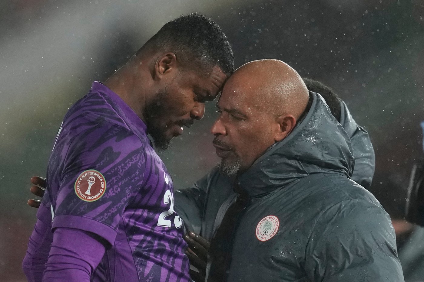 Nigeria dealing with reports of unpaid bonuses and Osimhen spat before facing Algeria in Africa Cup | iNFOnews.ca Nigeria dealing with reports of unpaid bonuses and Osimhen spat before facing Algeria in Africa Cup | iNFOnews.ca