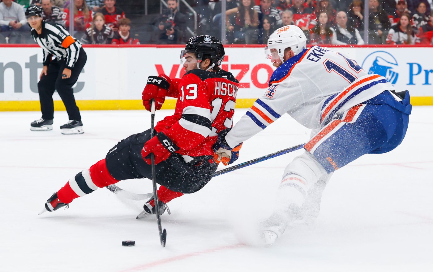 Jack Hughes scores 2 goals as the Devils win their 4th in a row by beating the Oilers 5-3 | iNFOnews.ca Jack Hughes scores 2 goals as the Devils win their 4th in a row by beating the Oilers 5-3 | iNFOnews.ca