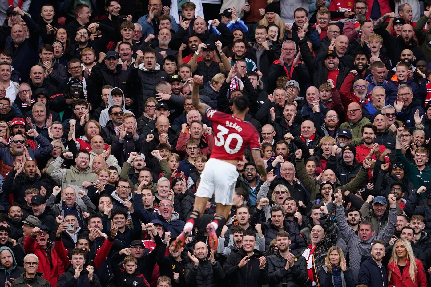 Chelsea beats Liverpool after late Estevao goal and Arsenal tops the Premier League | iNFOnews.ca