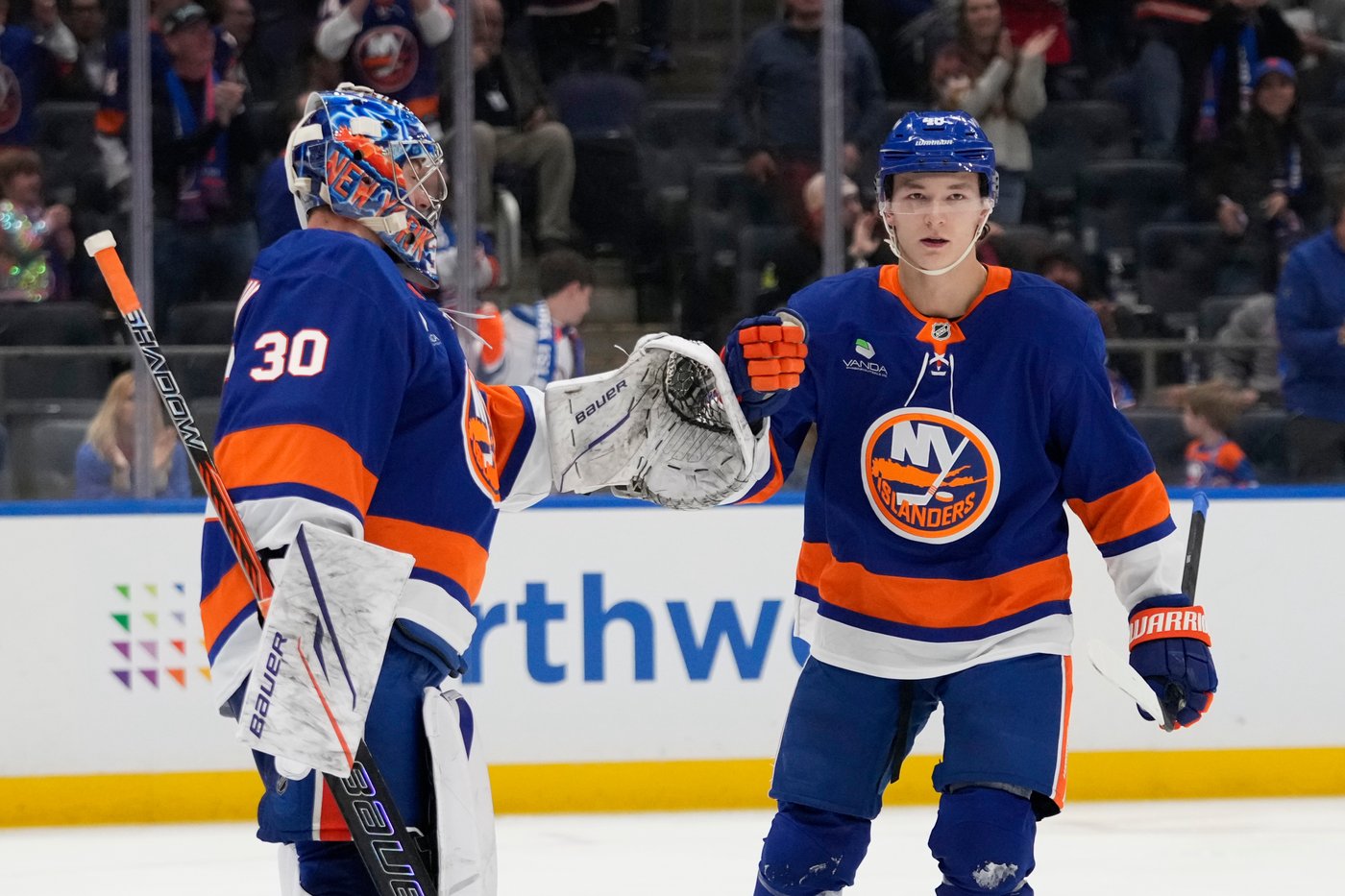 Protas has 2 goals and an assist as Capitals beat Islanders 4-2 | iNFOnews.ca