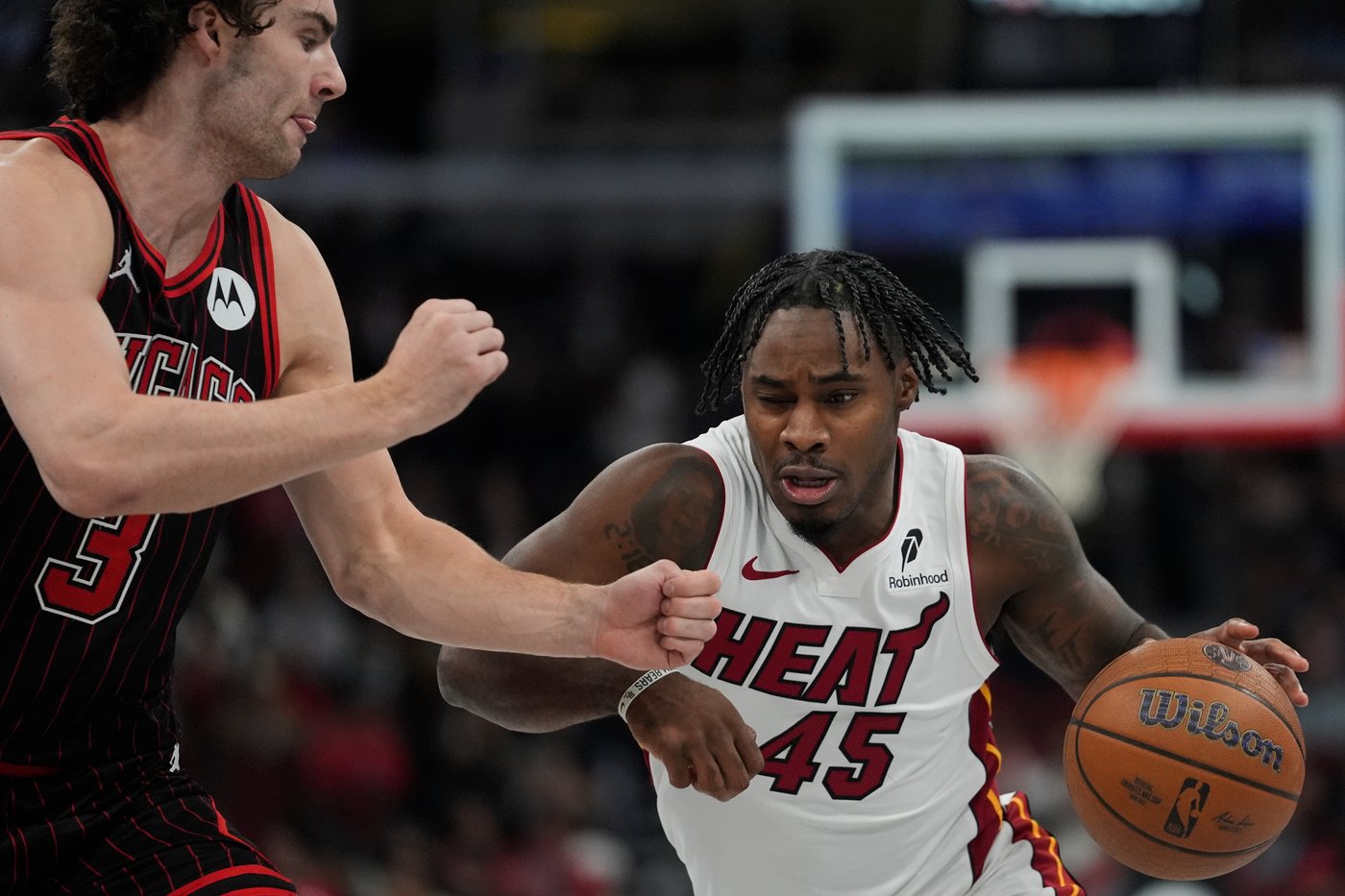 Heat dominate Bulls 143-107, led by Kel'el Ware's 20 points and 14 rebounds | iNFOnews.ca Heat dominate Bulls 143-107, led by Kel'el Ware's 20 points and 14 rebounds | iNFOnews.ca