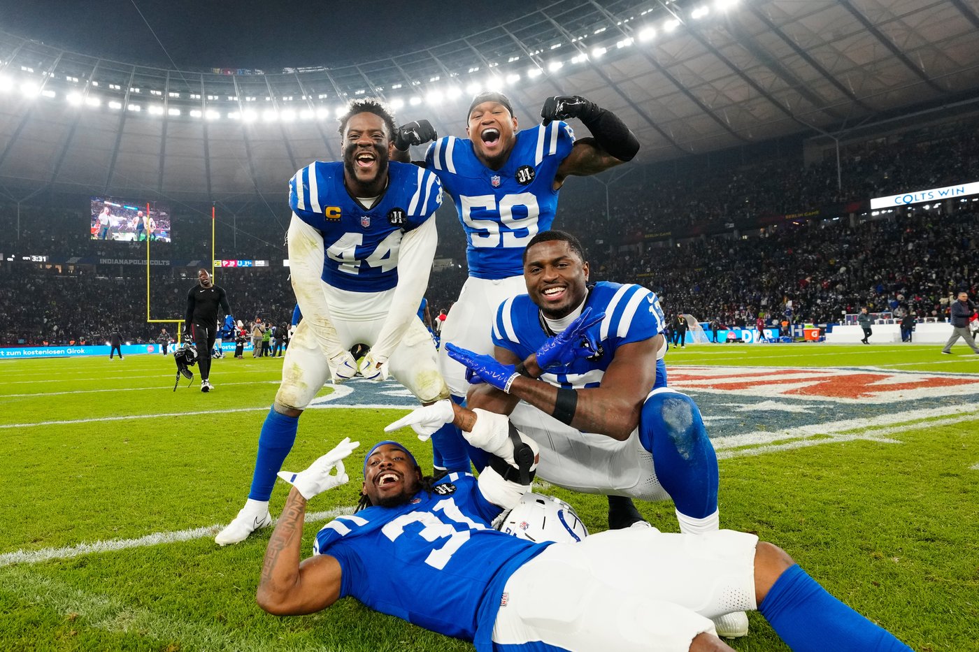 Colts need Jonathan Taylor, Daniel Jones to provide the horsepower for a finishing kick after bye | iNFOnews.ca