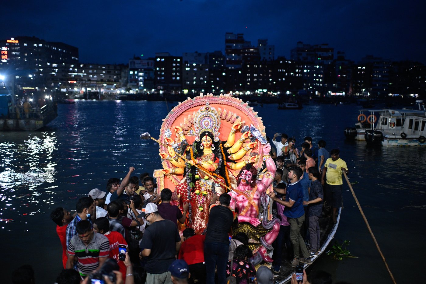Hindu festival photos are about fire and water, good and evil - simple but universal concepts | iNFOnews.ca