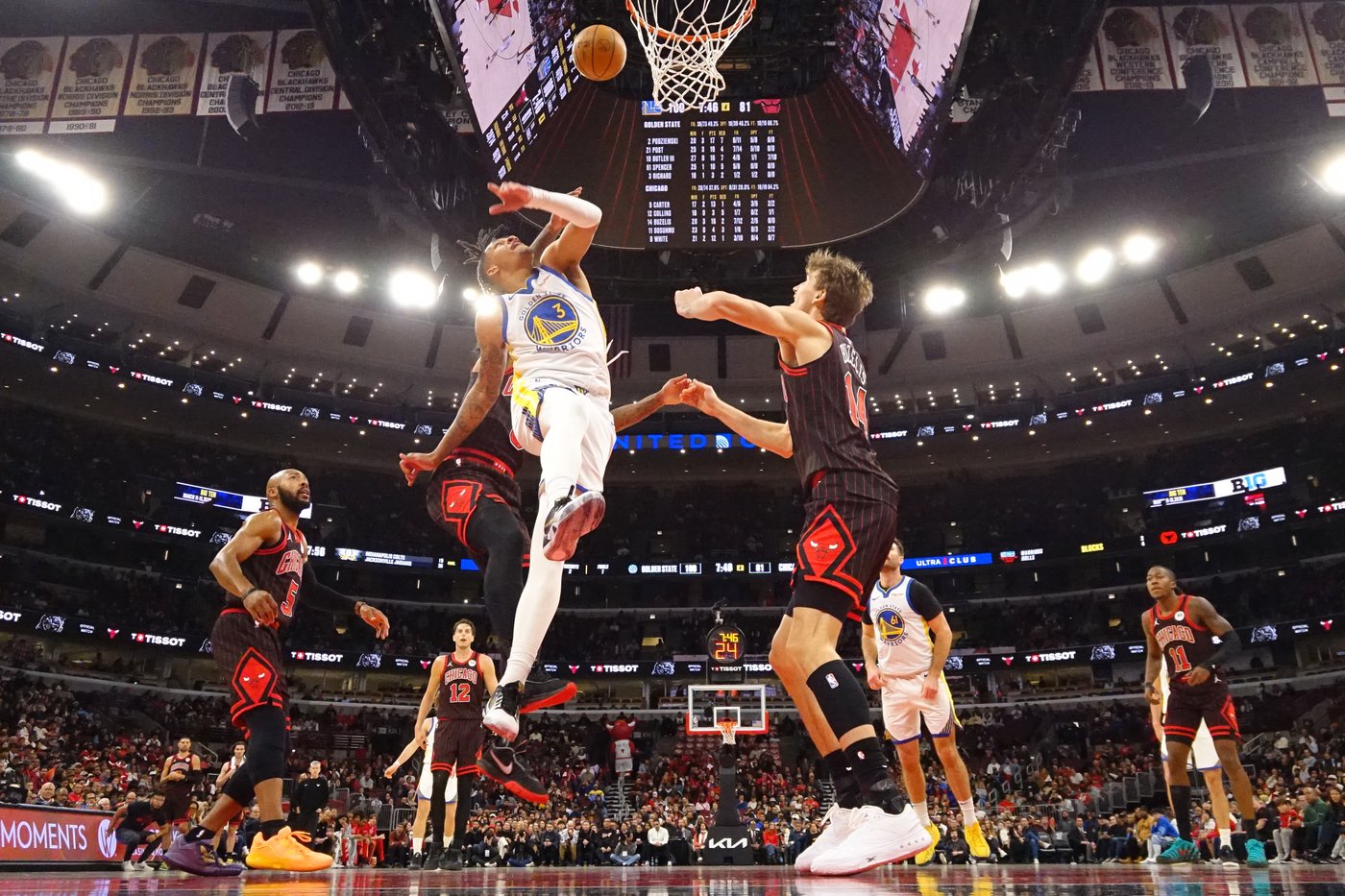 Podziemski scores 21, Warriors beat Bulls 123-91 for Chicago's 7th straight loss | iNFOnews.ca