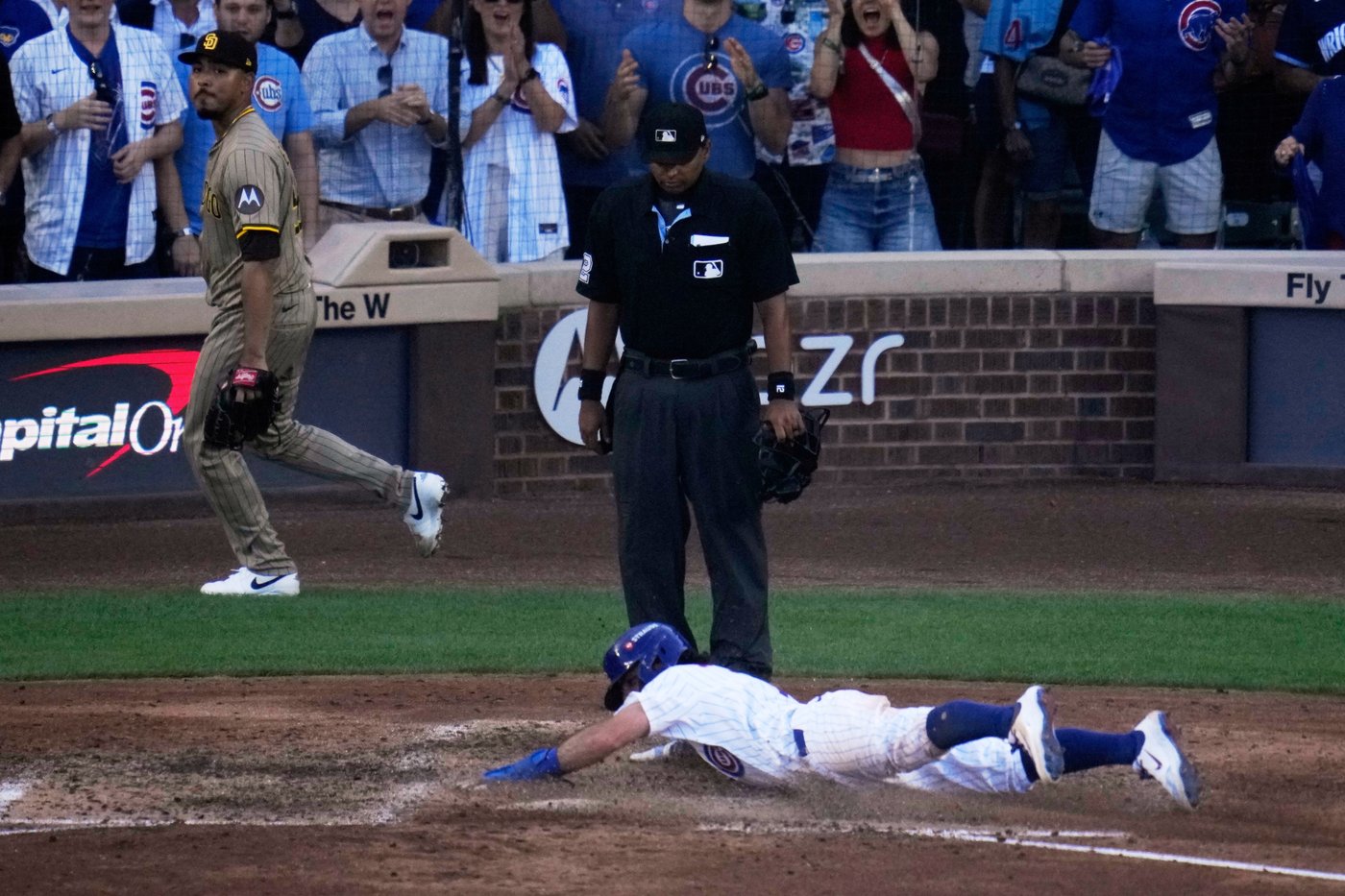 Suzuki and Kelly hit back-to-back homers as the Cubs top the Padres 3-1 in playoff opener | iNFOnews.ca