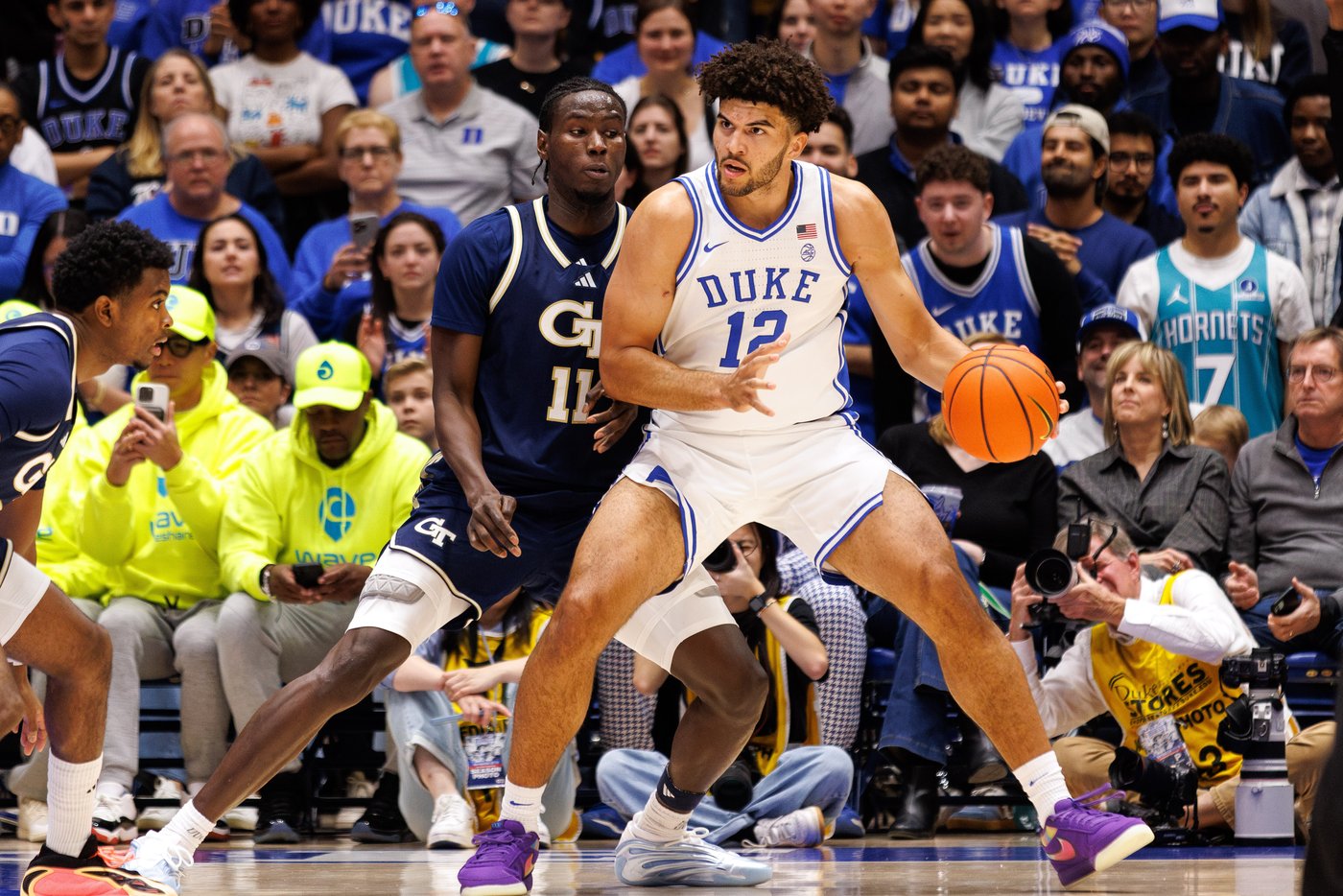 Boozer's double-double helps No. 6 Duke hold off Georgia Tech 85-79 in ACC opener | iNFOnews.ca