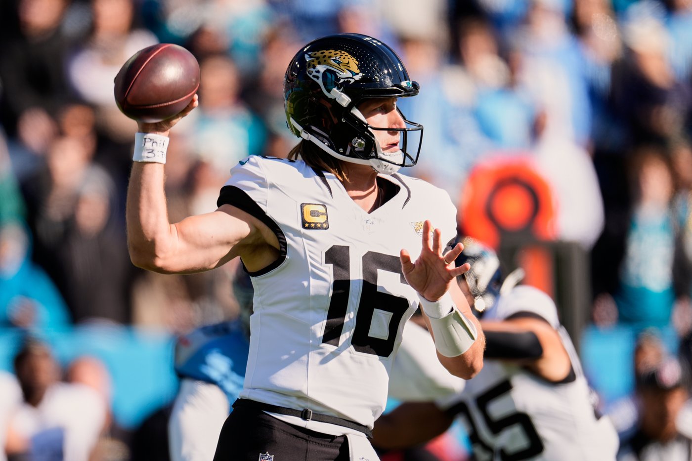 AFC South lead up for grabs as Colts try to win in Jacksonville for the first time since 2014 | iNFOnews.ca