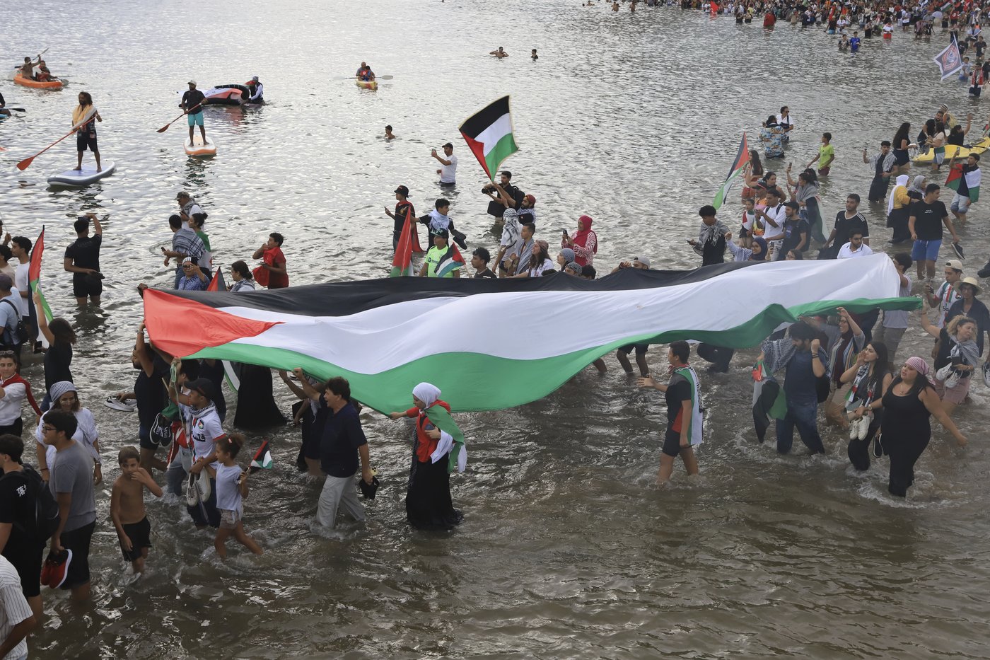 Italy tells Israel to respect rights of Italian activists on Gaza flotilla after boat attack | iNFOnews.ca Italy tells Israel to respect rights of Italian activists on Gaza flotilla after boat attack | iNFOnews.ca
