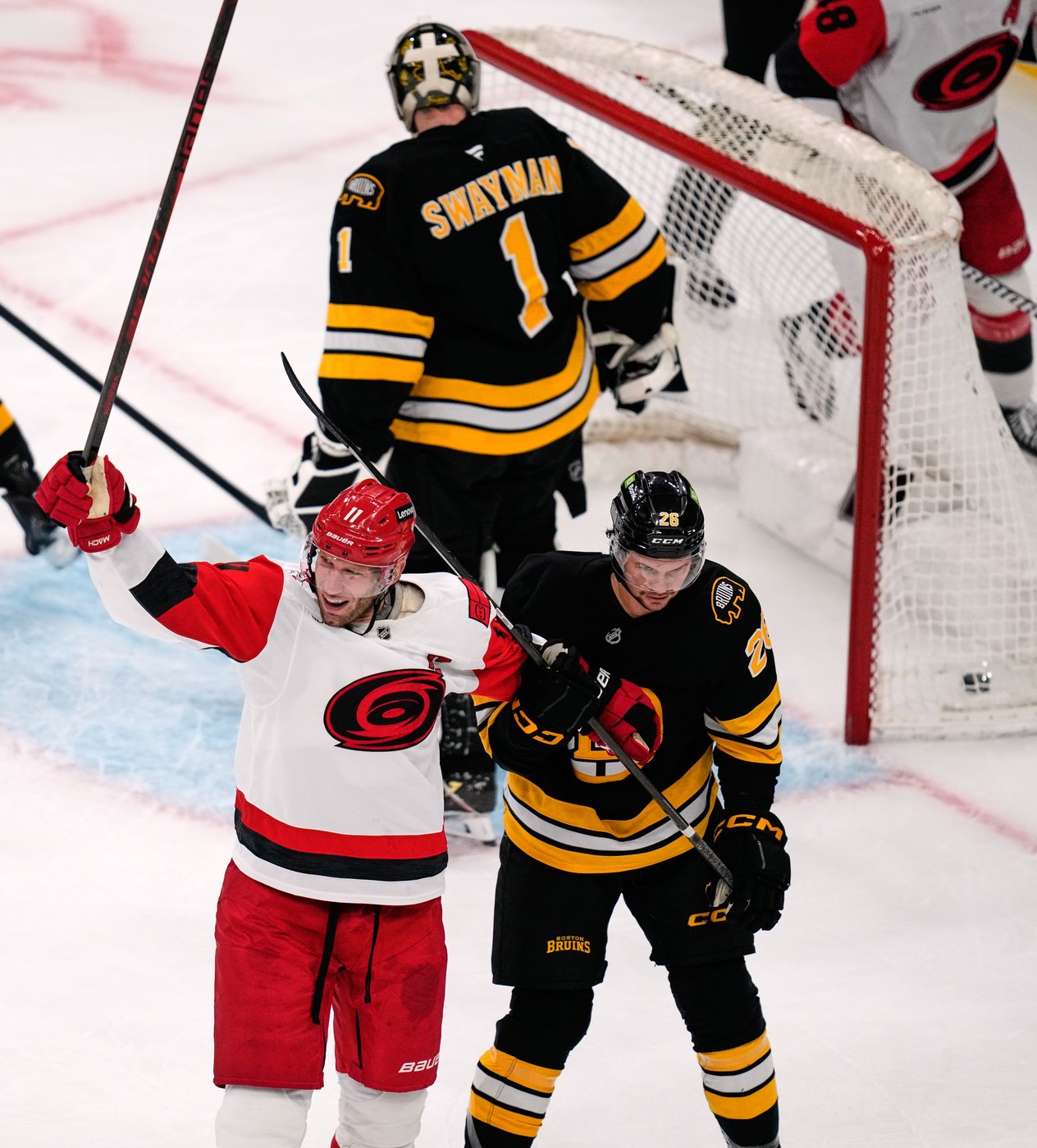 Pyotr Kochetkov makes 29 saves as Hurricanes beat Bruins 3-1 | iNFOnews.ca