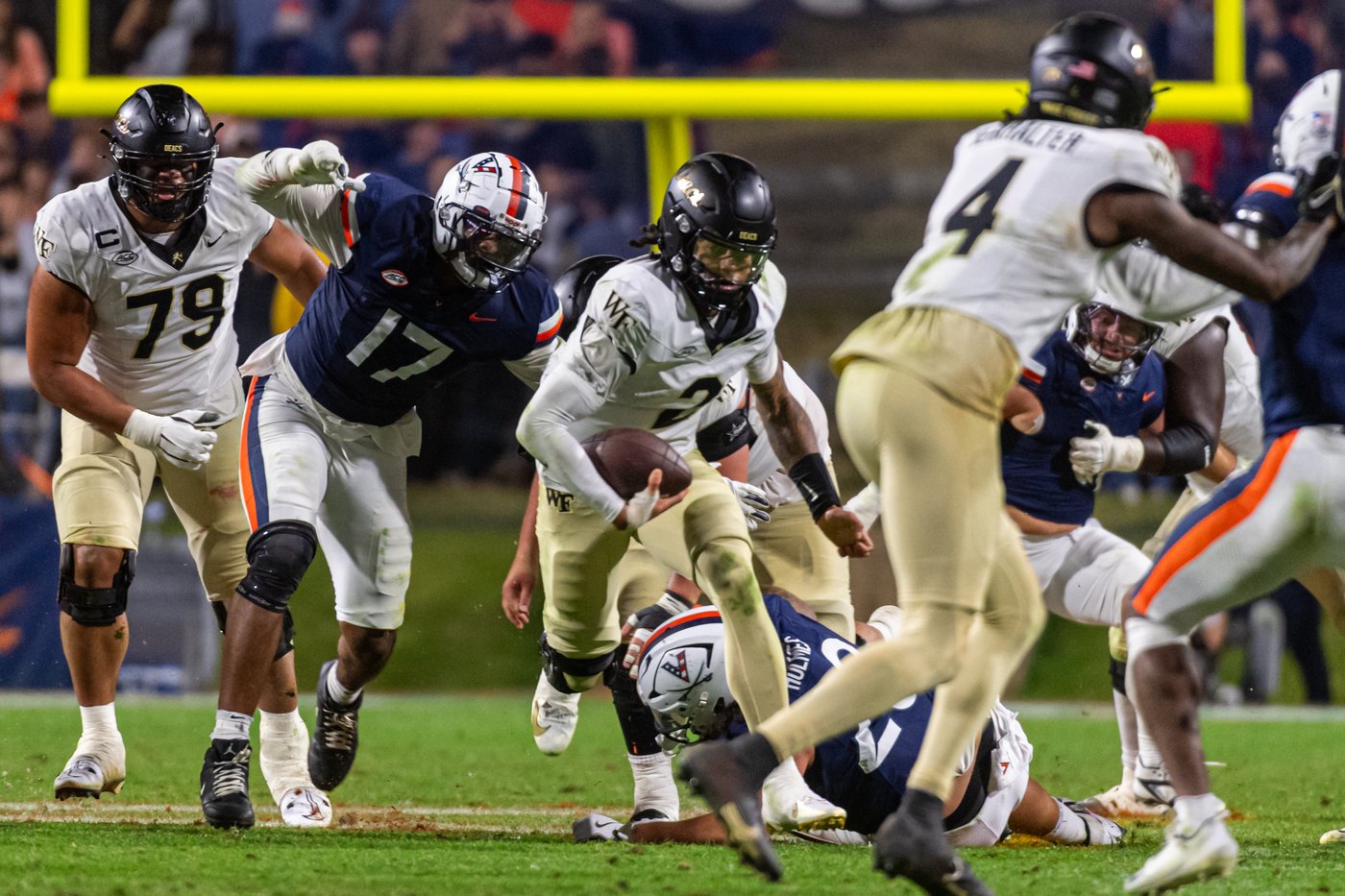 Wake Forest keeps No. 12 Virginia out of end zone in 16-9 win. Cavaliers QB Morris hurt | iNFOnews.ca Wake Forest keeps No. 12 Virginia out of end zone in 16-9 win. Cavaliers QB Morris hurt | iNFOnews.ca