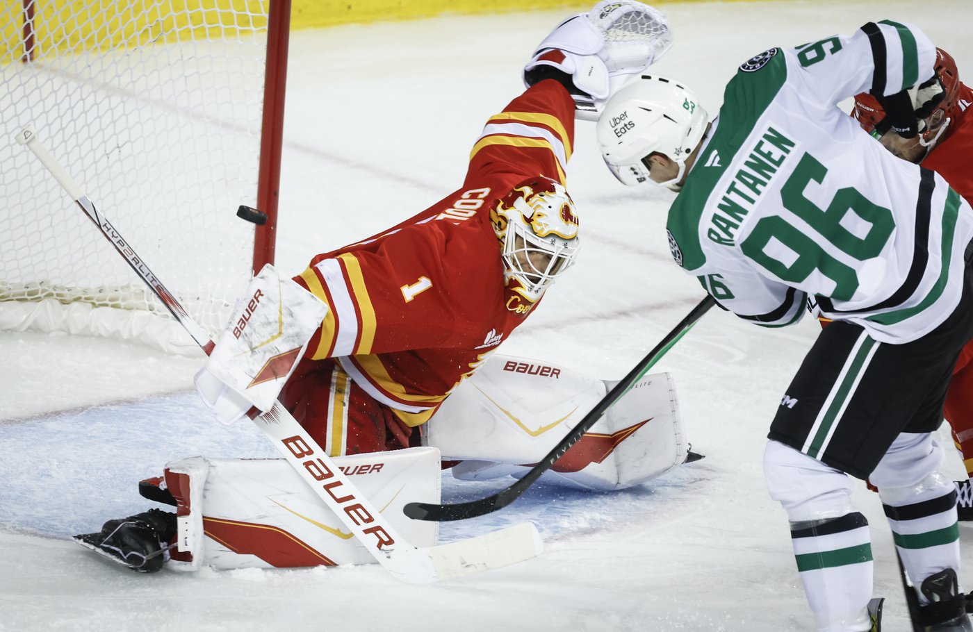 Kadri nets SO winner as Flames hold off Stars for 3-2 victory | iNFOnews.ca Kadri nets SO winner as Flames hold off Stars for 3-2 victory | iNFOnews.ca