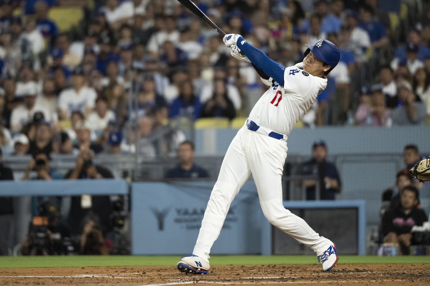 Dodgers clinch 13th straight postseason berth as Kershaw pitches final regular-season home game | iNFOnews.ca Dodgers clinch 13th straight postseason berth as Kershaw pitches final regular-season home game | iNFOnews.ca