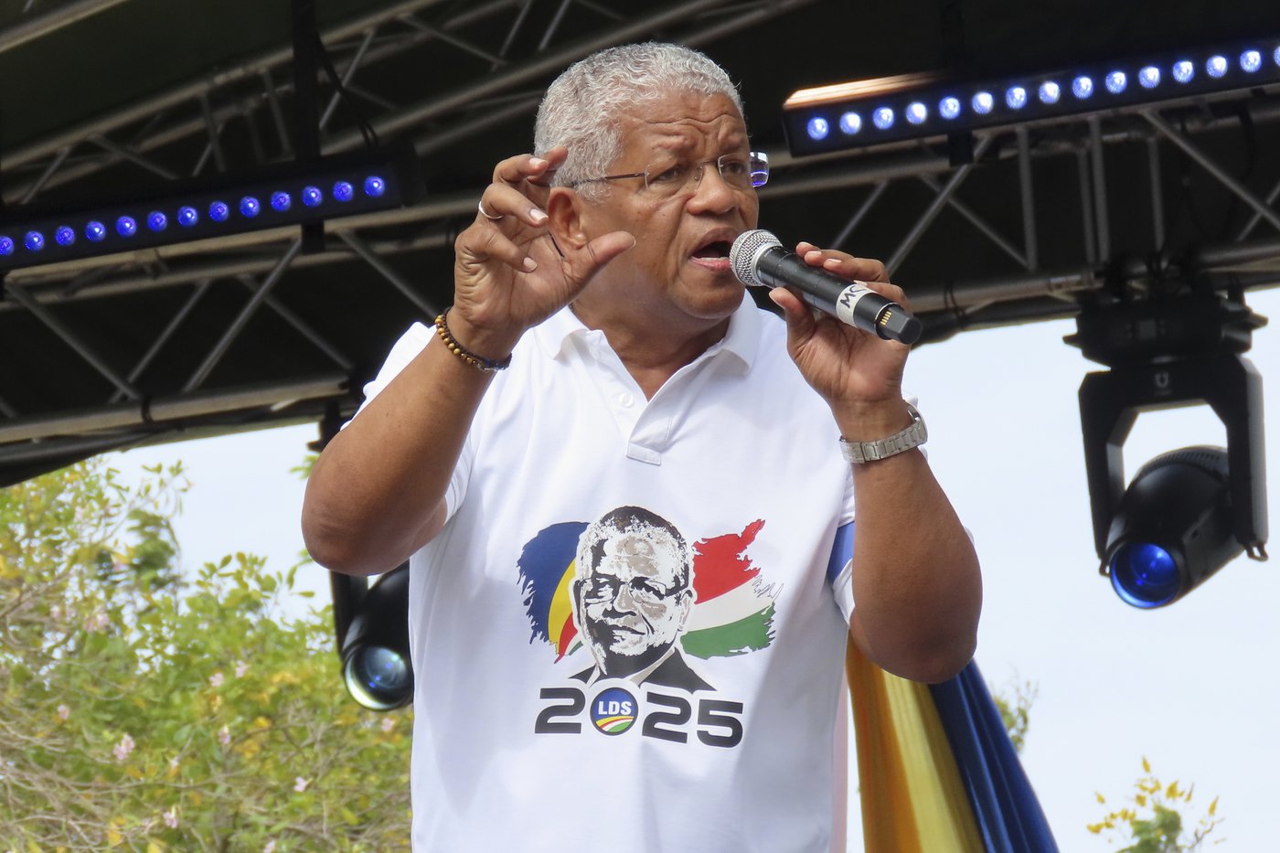 Voters in Seychelles worry about a drug crisis, environmental challenges and sovereignty issues | iNFOnews.ca