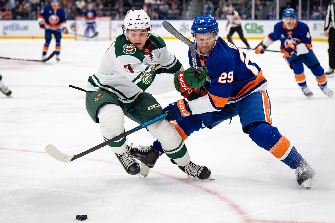 Kaprizov has goal and assist as Wild beat Islanders 5-2 for 3rd win in 4 games | iNFOnews.ca