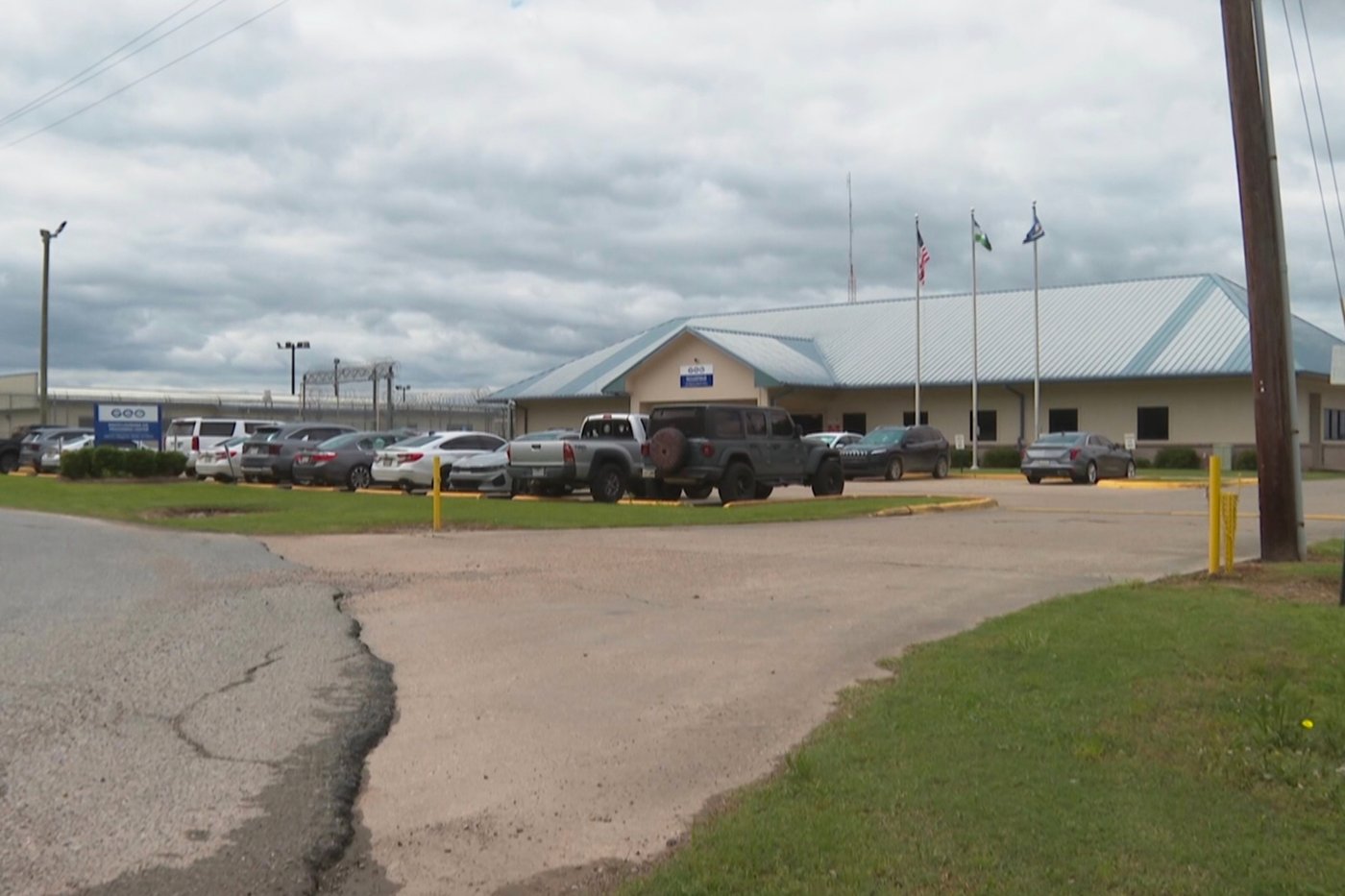 Immigrant rights group calls for removing pregnant women from detention | iNFOnews.ca Immigrant rights group calls for removing pregnant women from detention | iNFOnews.ca