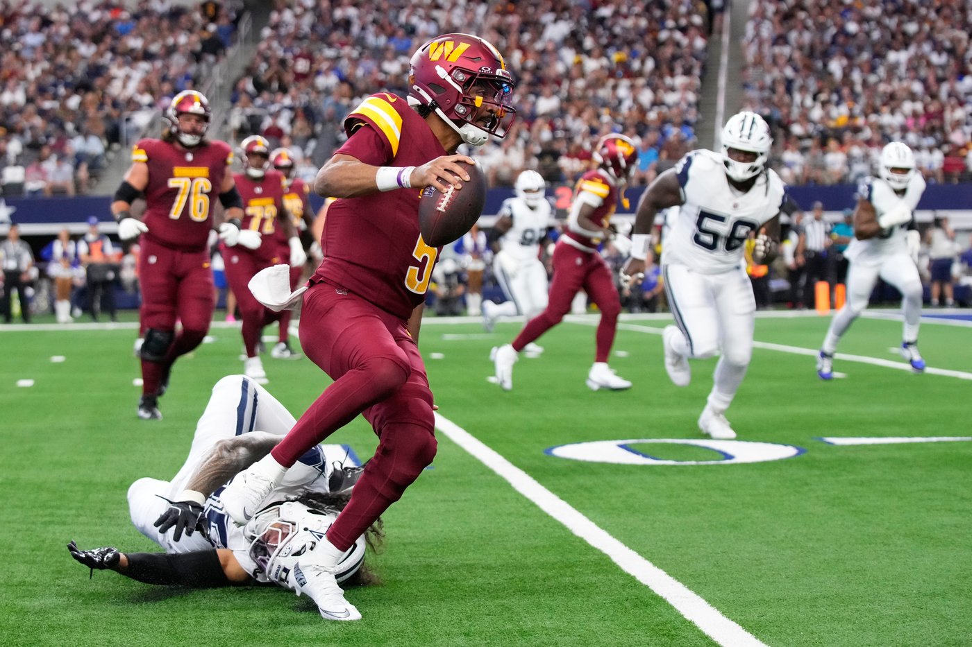 Commanders QB Jayden Daniels will have MRI after hamstring injury in loss to Cowboys | iNFOnews.ca Commanders QB Jayden Daniels will have MRI after hamstring injury in loss to Cowboys | iNFOnews.ca