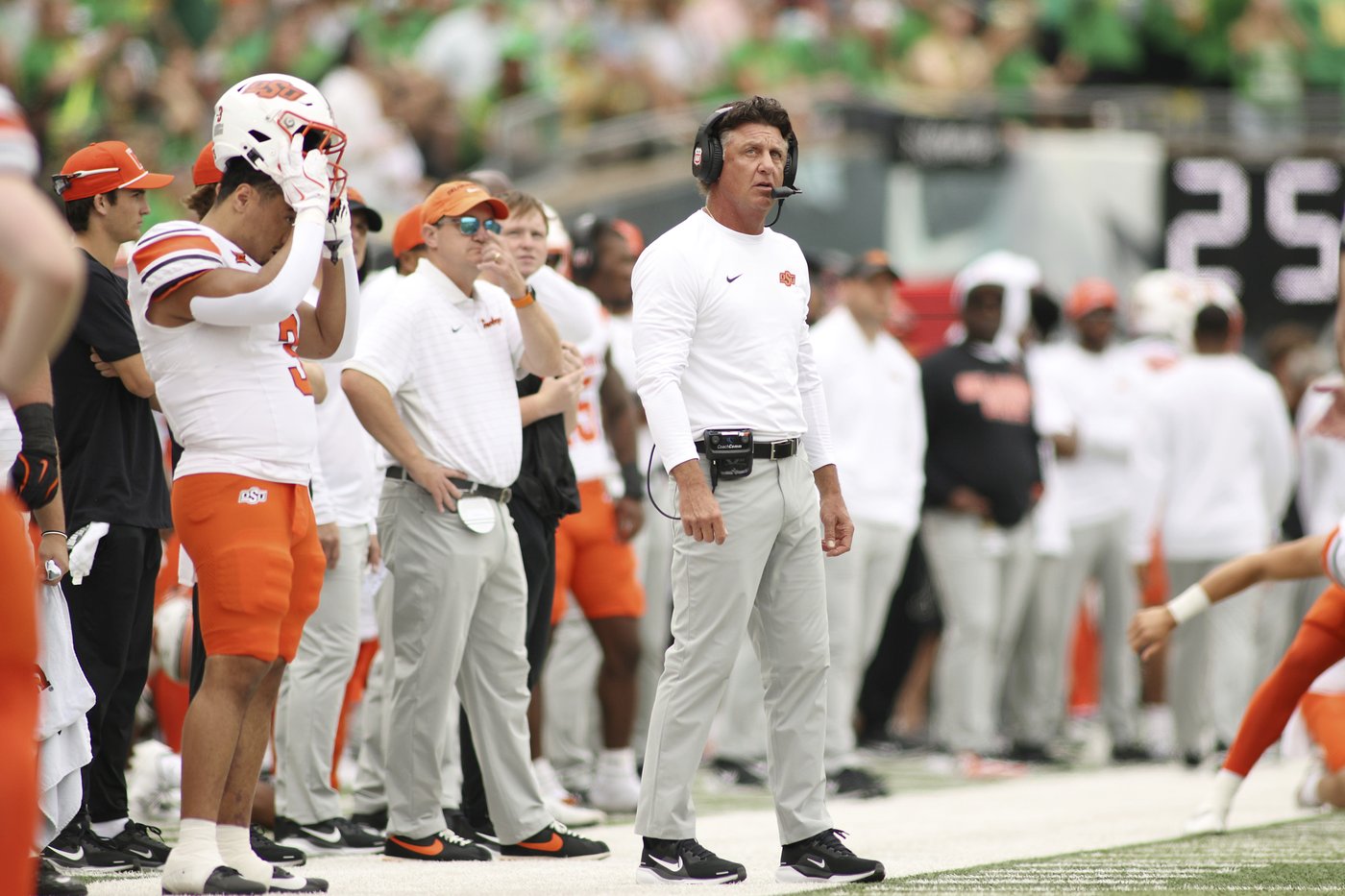 No. 6 Oregon routs Oklahoma State 69-3 for Cowboys' biggest loss under Gundy | iNFOnews.ca No. 6 Oregon routs Oklahoma State 69-3 for Cowboys' biggest loss under Gundy | iNFOnews.ca