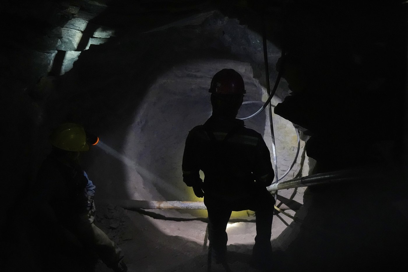 Illegal gold mining is fueling a 'mercury boom' in Mexico, poisoning people and the environment | iNFOnews.ca