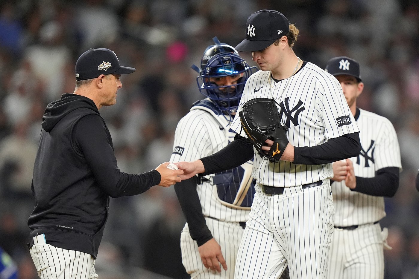 Blue Jays beat Yankees 5-2 in Game 4 to reach first ALCS since 2016 | iNFOnews.ca Blue Jays beat Yankees 5-2 in Game 4 to reach first ALCS since 2016 | iNFOnews.ca