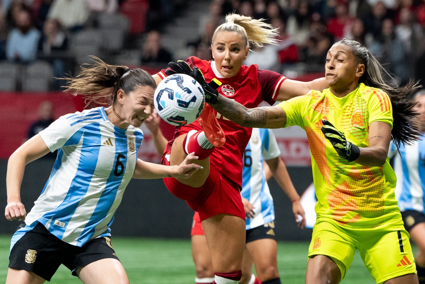 Canadian women fall again in FIFA world rankings, closing out the year at No. 10 | iNFOnews.ca Canadian women fall again in FIFA world rankings, closing out the year at No. 10 | iNFOnews.ca