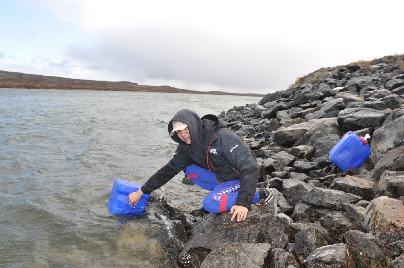 Nunavik's Inuit residents show resilience in the face of persistent water shortages | iNFOnews.ca Nunavik's Inuit residents show resilience in the face of persistent water shortages | iNFOnews.ca
