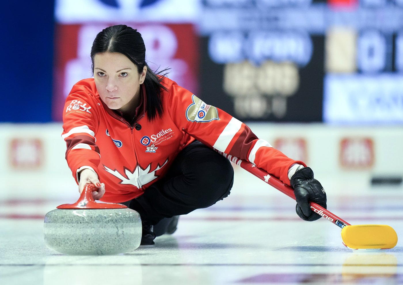 Einarson, Peterson, Sturmay and Black secure playoff spots at the Scotties | iNFOnews.ca Einarson, Peterson, Sturmay and Black secure playoff spots at the Scotties | iNFOnews.ca