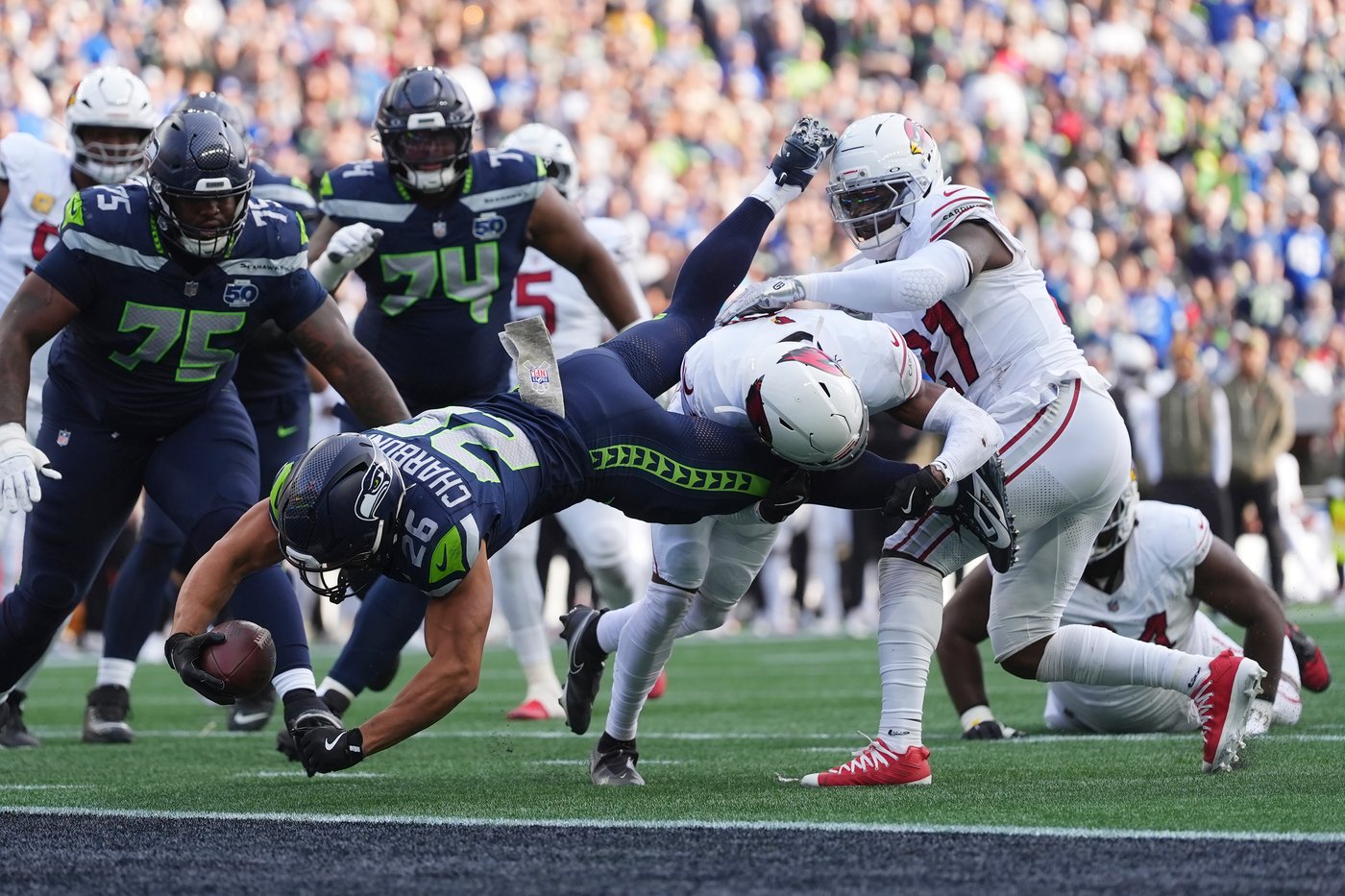 Stafford looks to continue red-hot run when Rams host Seahawks with first place in NFC West at stake | iNFOnews.ca Stafford looks to continue red-hot run when Rams host Seahawks with first place in NFC West at stake | iNFOnews.ca