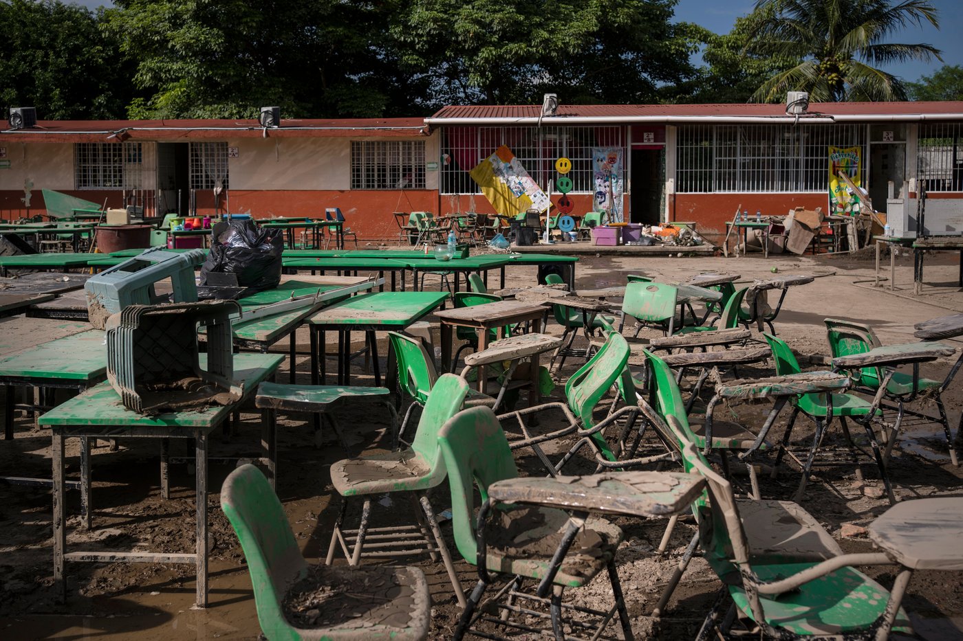A week after floods, swathes of central Mexico reel from devastation | iNFOnews.ca A week after floods, swathes of central Mexico reel from devastation | iNFOnews.ca