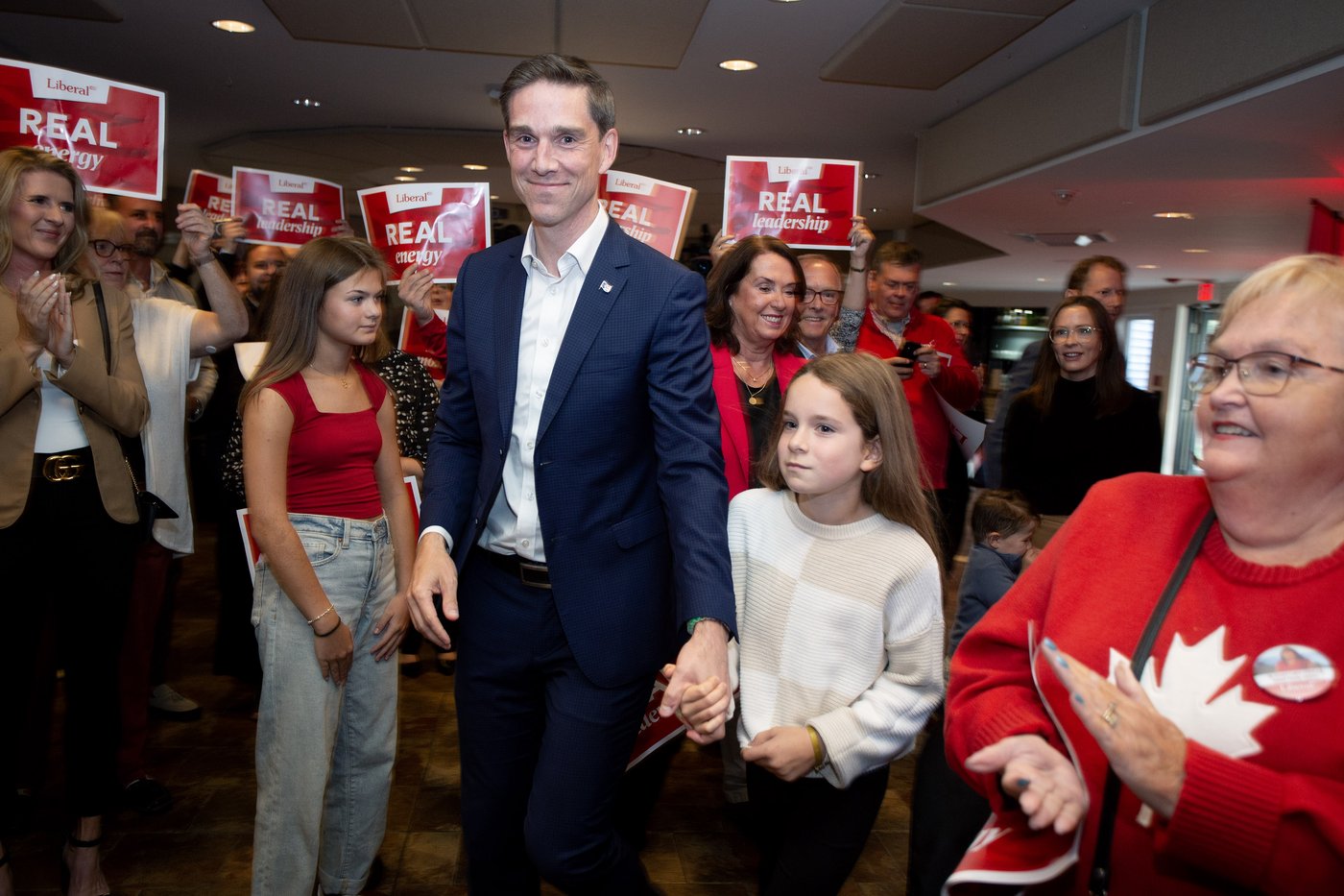Leaders spar over Quebec energy deal as Newfoundland and Labrador campaign begins | iNFOnews.ca