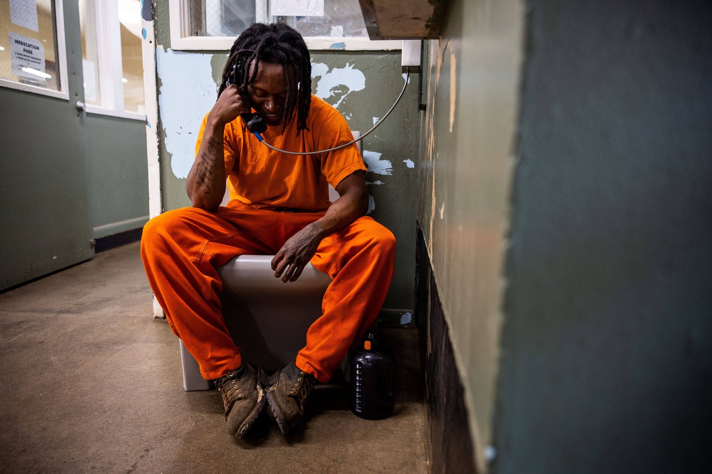 PHOTO ESSAY: Young California inmates learn skills to fight wildfires | iNFOnews.ca