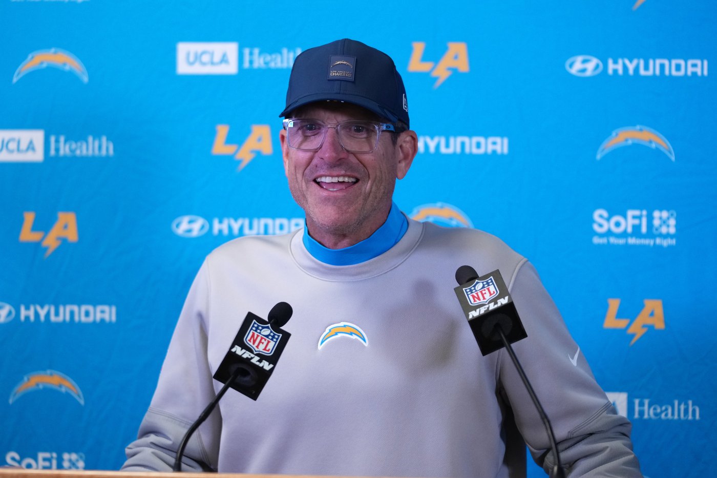 Injured Justin Herbert leads the Chargers' playoff push, and they can clinch at the Cowboys | iNFOnews.ca Injured Justin Herbert leads the Chargers' playoff push, and they can clinch at the Cowboys | iNFOnews.ca