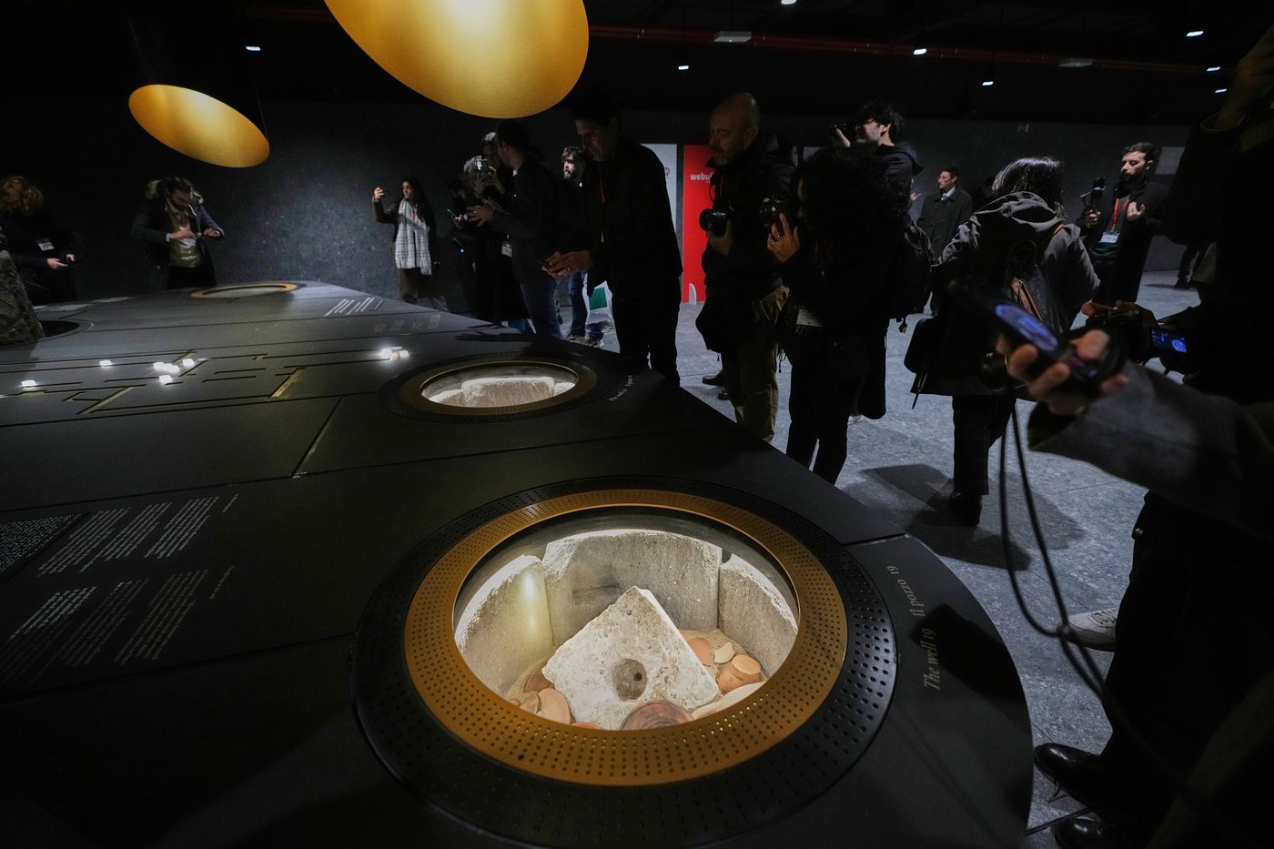 Rome opens long-awaited Colosseum subway station, with displays of unearthed artifacts | iNFOnews.ca