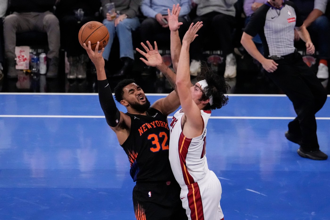Towns, Shamet power Knicks to a 140-130 win over Heat in NBA Cup game | iNFOnews.ca Towns, Shamet power Knicks to a 140-130 win over Heat in NBA Cup game | iNFOnews.ca