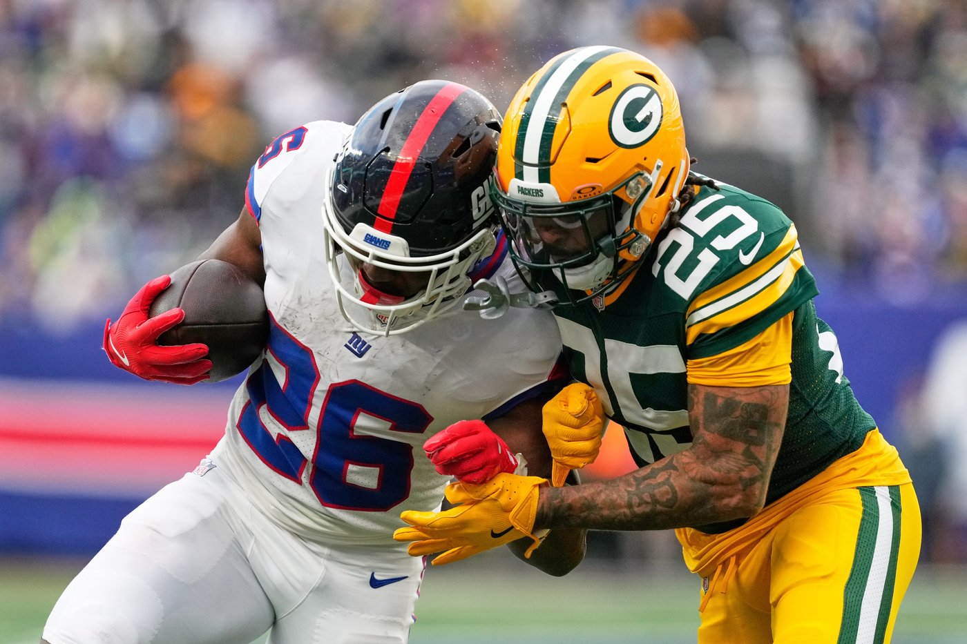 Packers' defensive backs know they can't afford to let INTs keep eluding their grasp | iNFOnews.ca