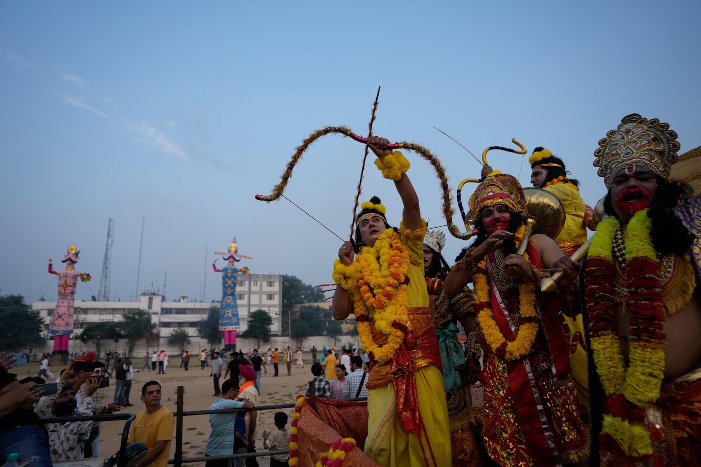 Hindu festival photos are about fire and water, good and evil - simple but universal concepts | iNFOnews.ca