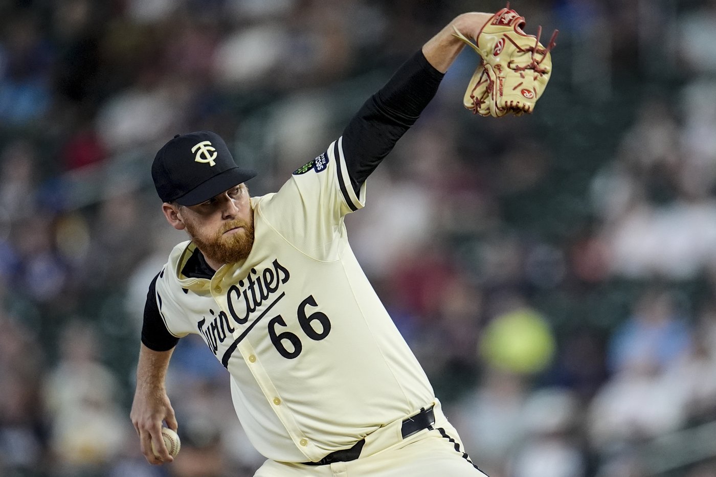 Yankees survive another bullpen meltdown, beat Twins 10-9 after nearly wasting 9-run lead | iNFOnews.ca Yankees survive another bullpen meltdown, beat Twins 10-9 after nearly wasting 9-run lead | iNFOnews.ca
