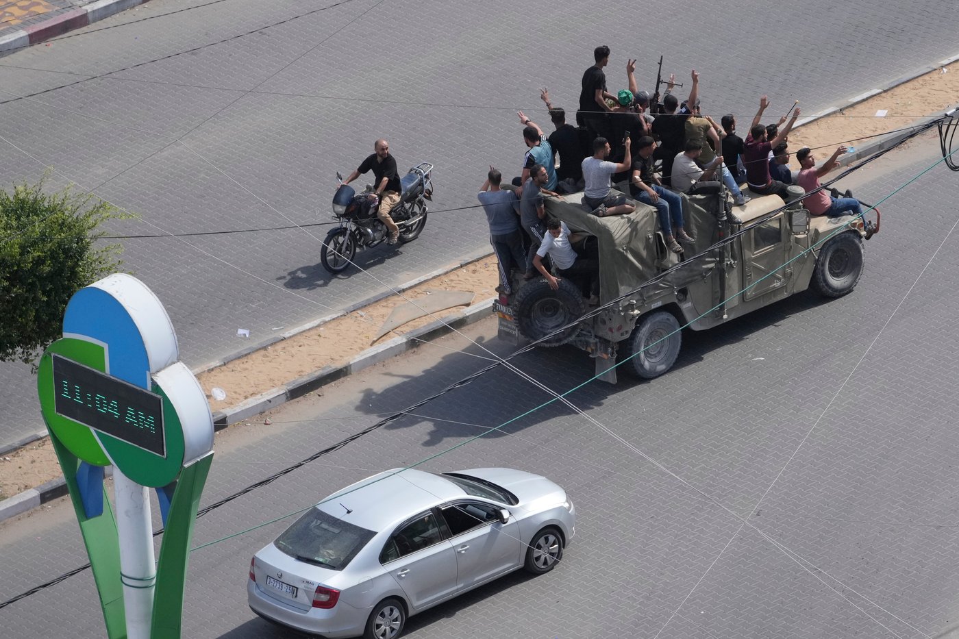 Photos from 2 years of war between Israel and Hamas bear witness to its horrors | iNFOnews.ca
