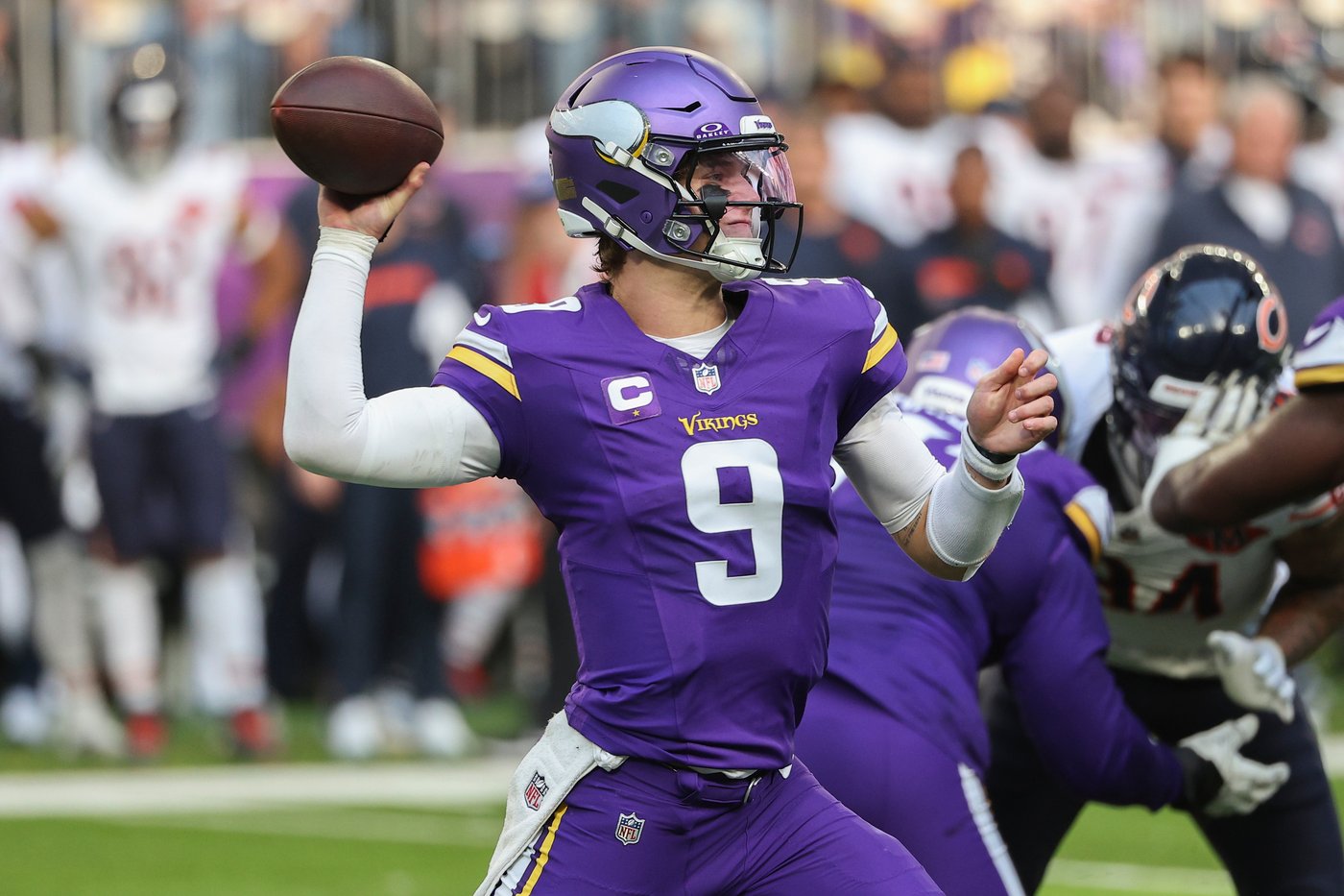 McCarthy's growing pains aren't going to suddenly vanish anytime soon for frustrated Vikings | iNFOnews.ca