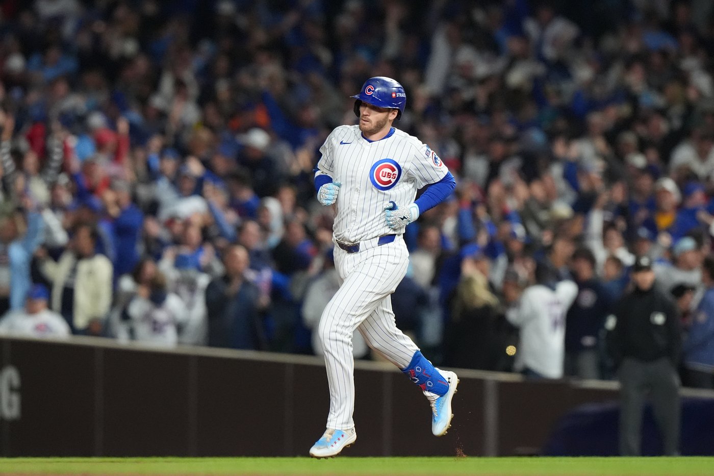 Ian Happ's homer sets the tone for the Cubs in a playoff victory against the Brewers | iNFOnews.ca Ian Happ's homer sets the tone for the Cubs in a playoff victory against the Brewers | iNFOnews.ca
