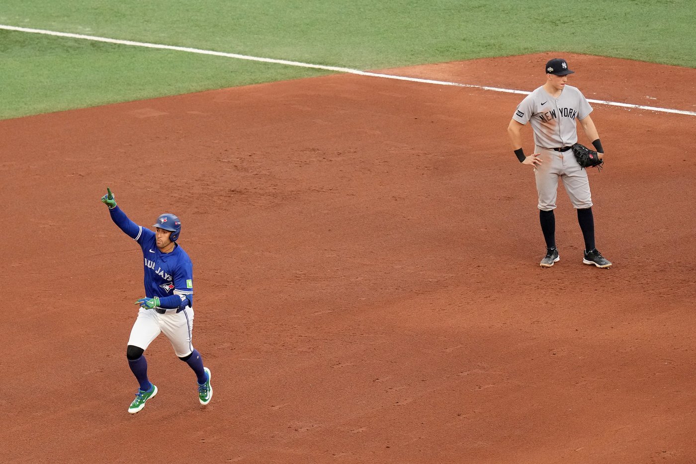 Blue Jays in New York looking to finish sweep of Yankees in best-of-five ALDS | iNFOnews.ca