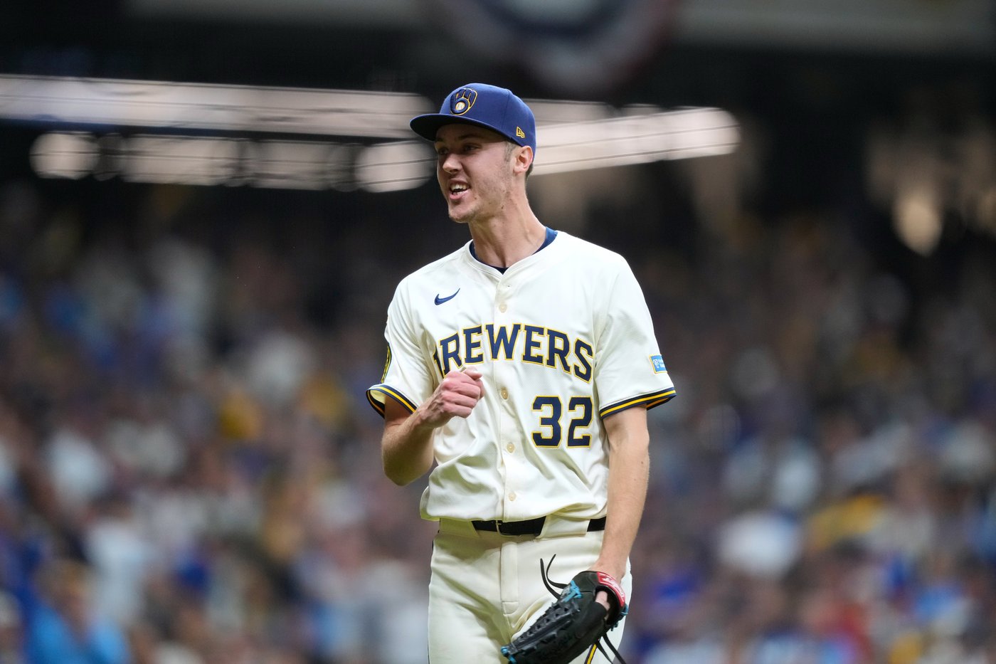 Brewers beat Cubs 3-1 in Game 5 of NL Division Series to earn NLCS matchup with Dodgers | iNFOnews.ca