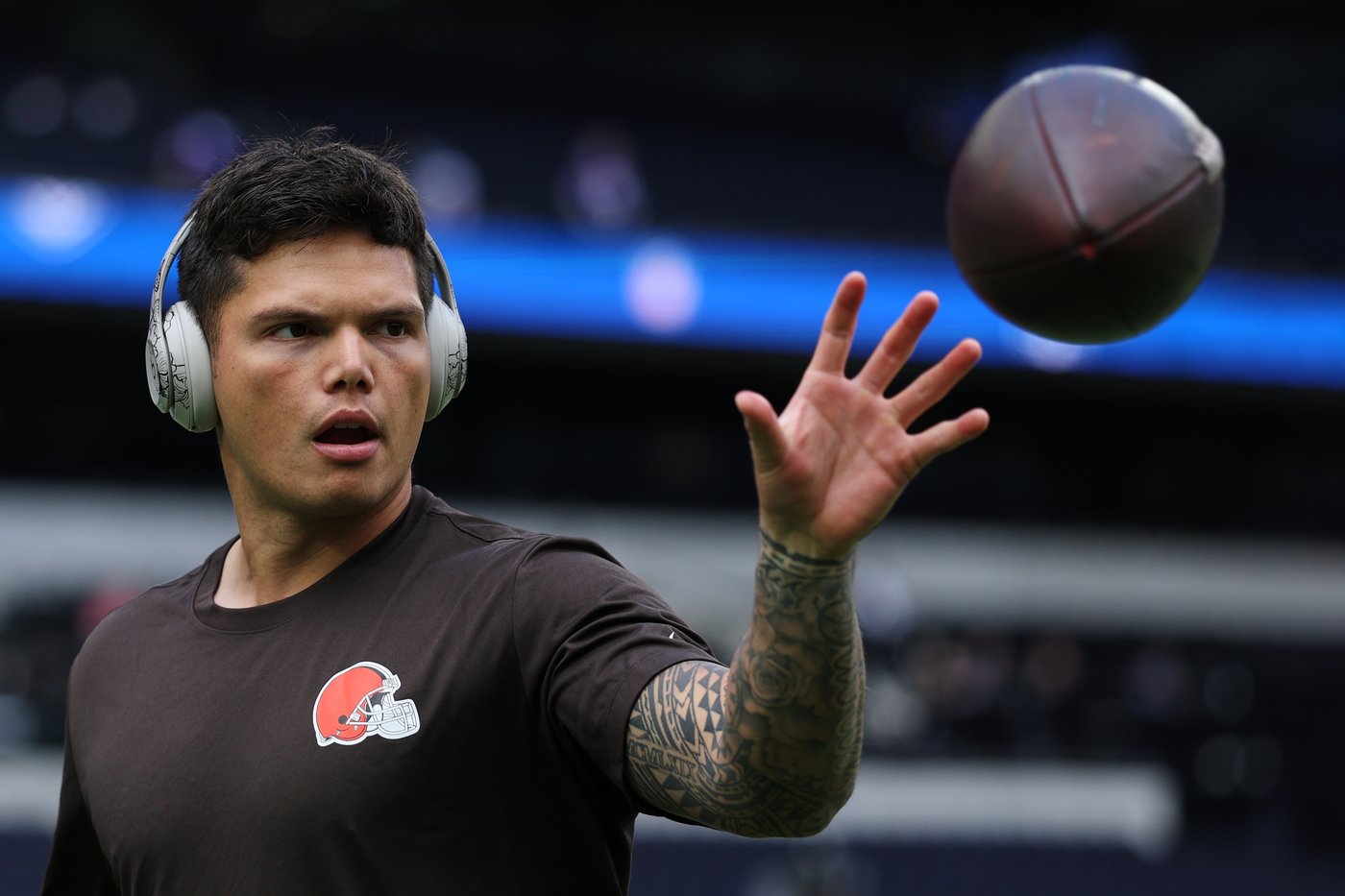 Conklin and Newsome II active for Browns vs Vikings in London | iNFOnews.ca