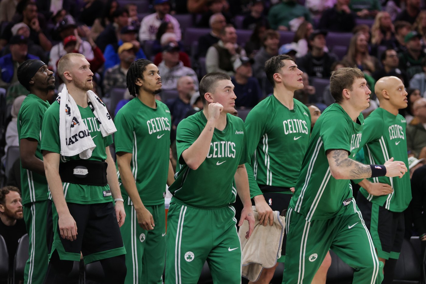 Brown scores 29 points and Celtics pull away in 4th quarter for 120-106 win over Kings | iNFOnews.ca
