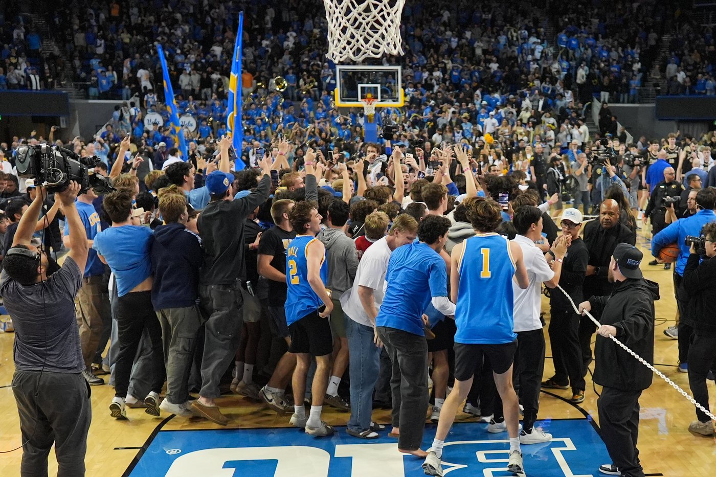 Desperate for a signature win, UCLA gets it with 2-point upset of No. 4 Purdue | iNFOnews.ca