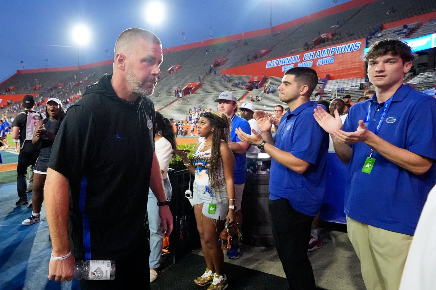 Lagway improves, Wilson shines in his debut and Florida upsets No. 9 Texas 29-21 in the Swamp | iNFOnews.ca