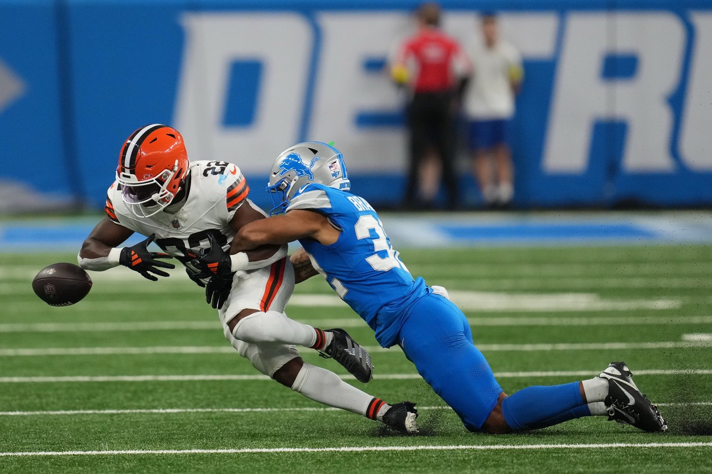 Browns face more questions about benching Flacco for Gabriel after offense struggles again | iNFOnews.ca