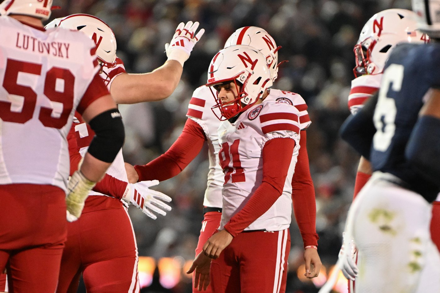 Allen becomes Penn State's career rushing leader as Nittany Lions pound Cornhuskers 37-10 | iNFOnews.ca