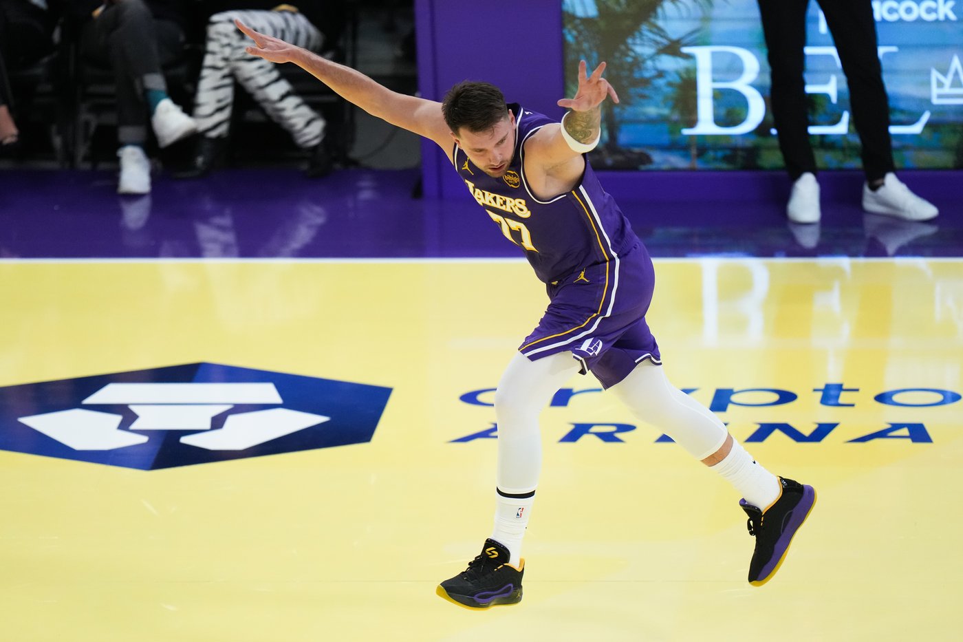 Luka, LeBron lead Lakers past Clippers 135-118 for 5th straight win, clinching their NBA Cup group | iNFOnews.ca Luka, LeBron lead Lakers past Clippers 135-118 for 5th straight win, clinching their NBA Cup group | iNFOnews.ca
