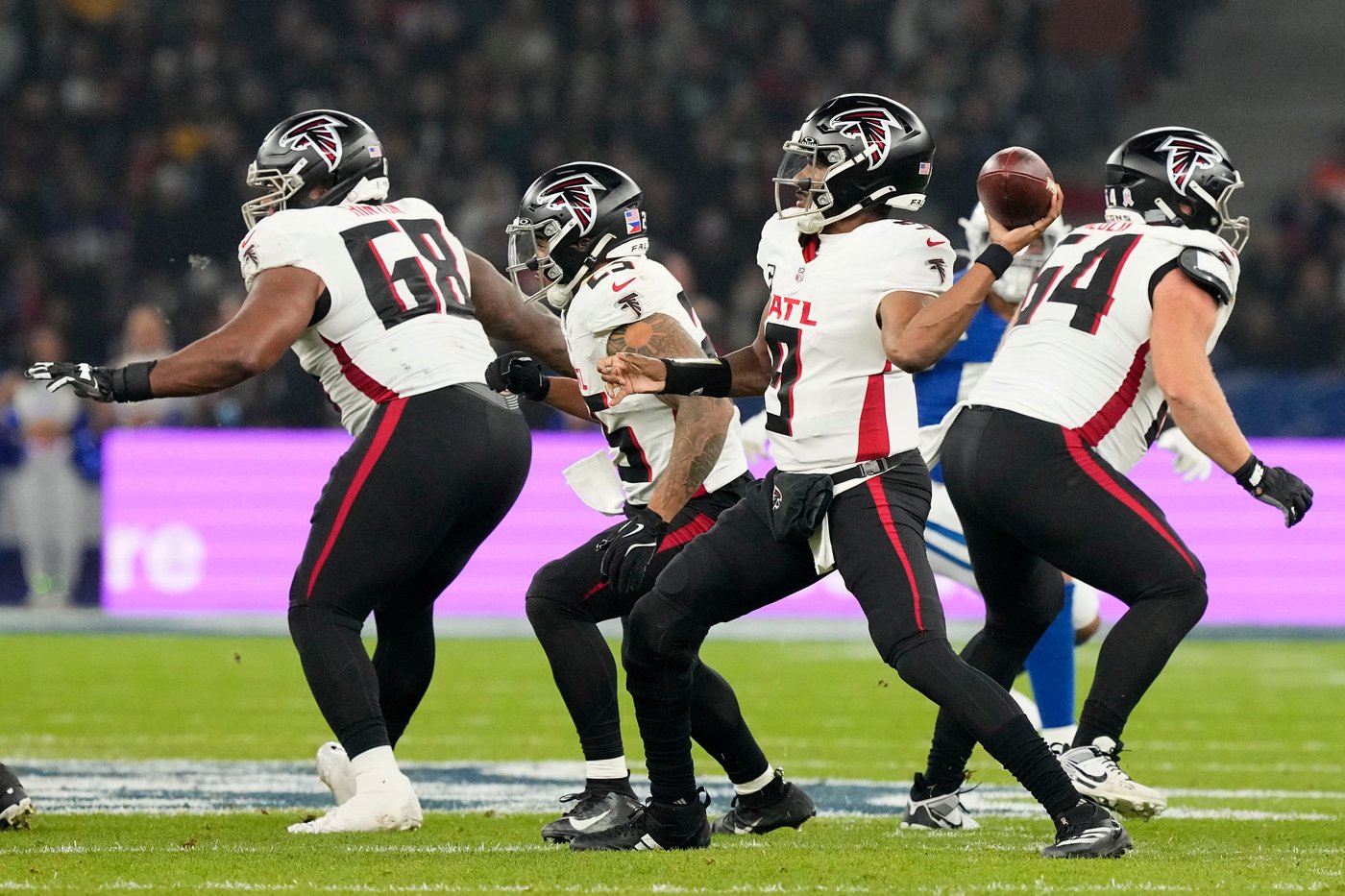 Falcons struggle on third down against Colts and slip to fourth straight loss | iNFOnews.ca